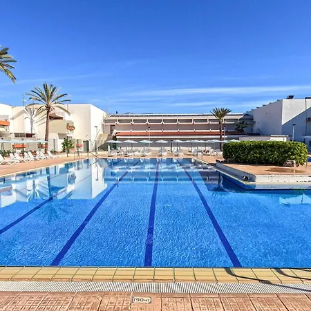 Exclusive 1 Bedroom With A Pool, 11f Holiday home *