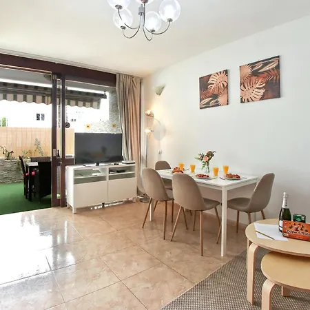 Feriehus Exclusive 1 Bedroom With A Pool, 11f Arona (Tenerife)